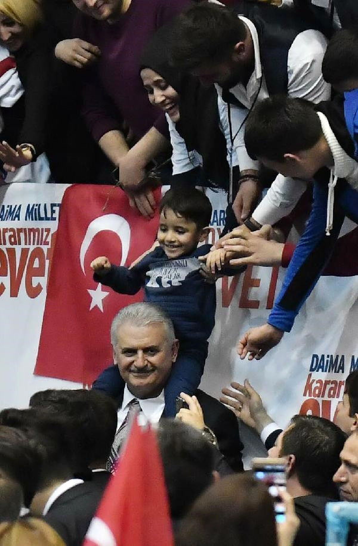 Yıldırım; Evette Bereket Vardır, Hayırdan Hayır Gelmez (4)