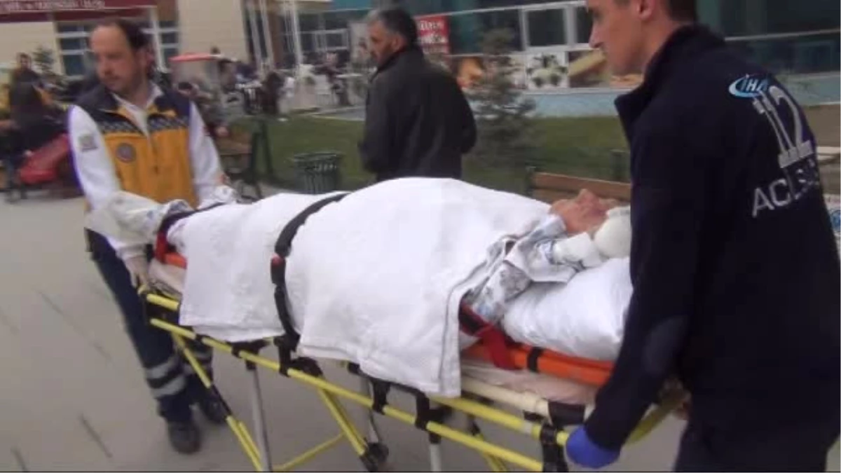 7 Kadına Mezar Olan Otobüsün Şoförü Muradiye Devlet Hastanesi\'ne Sevk Edildi
