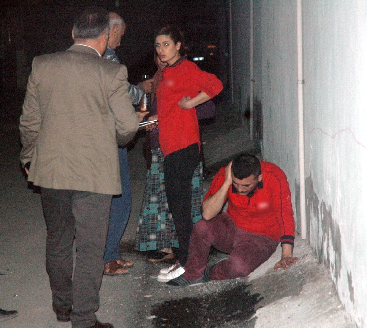 Adana\'da Markete Eyp\'li Saldırı