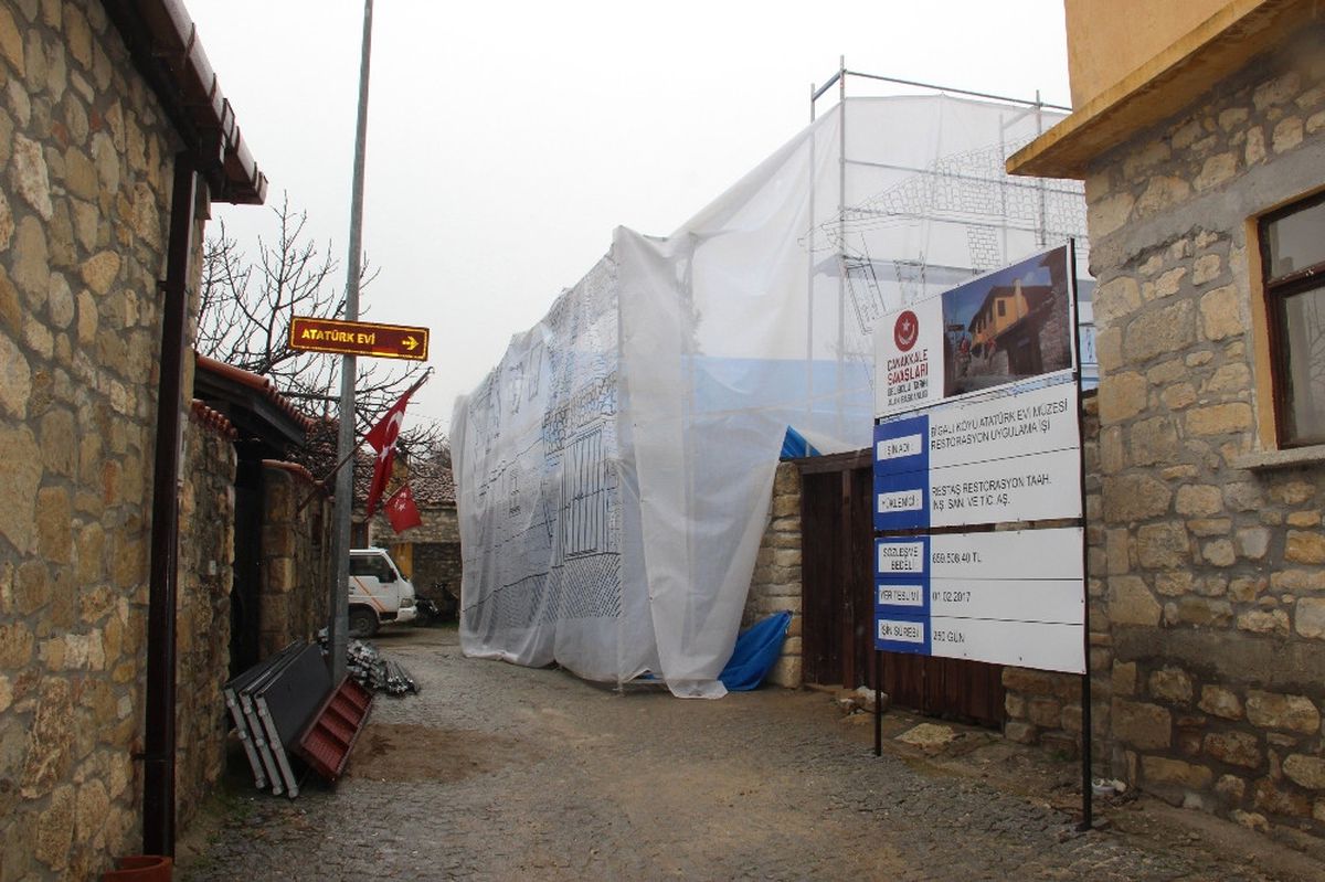 Atatürk\'ün Evi Restore Ediliyor