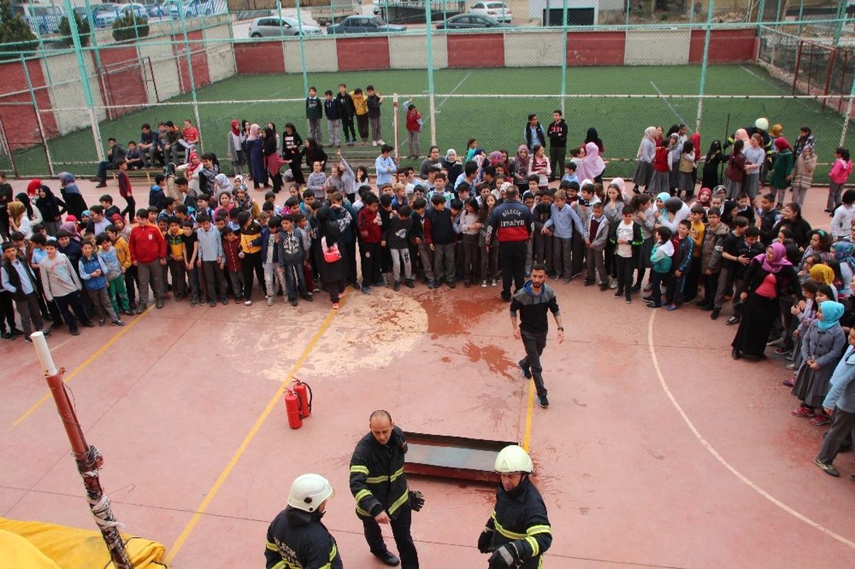 Bilecik\'te Deprem ve Yangın Tatbikatı