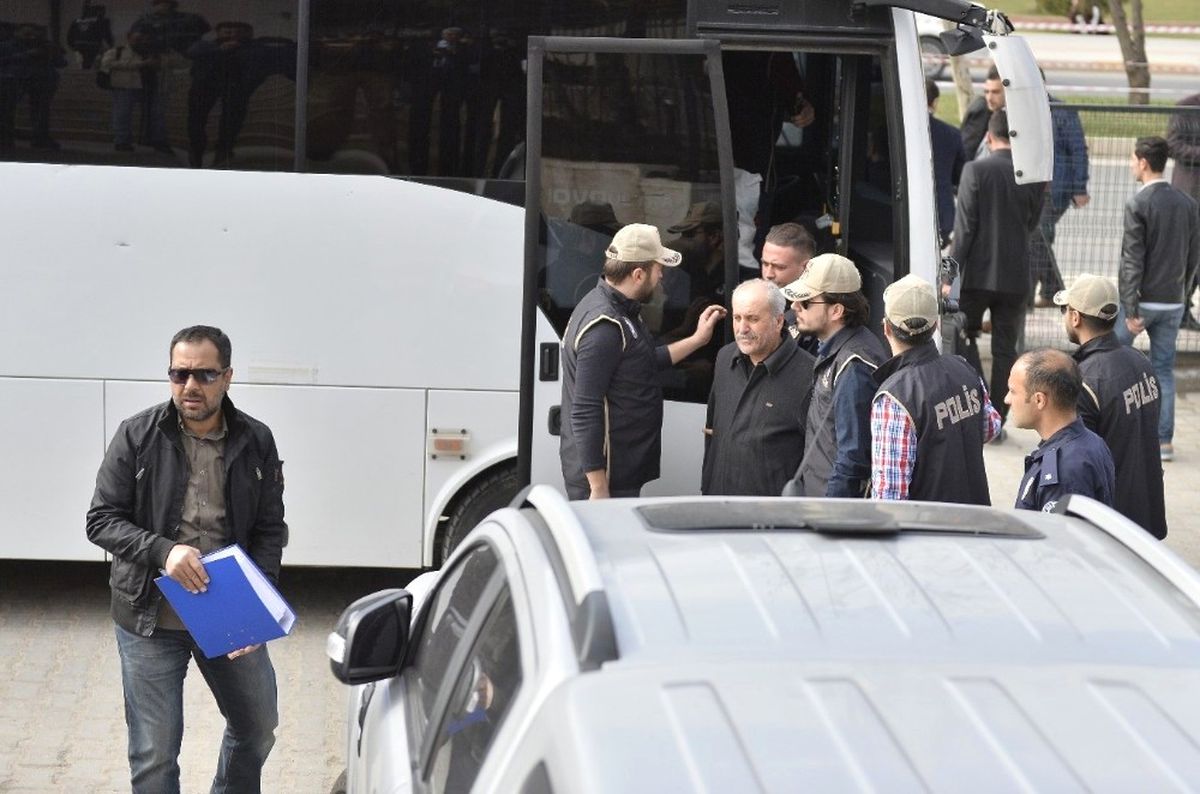 Dbp\'li Savur Belediye Başkanı Adliyeye Sevk Edildi