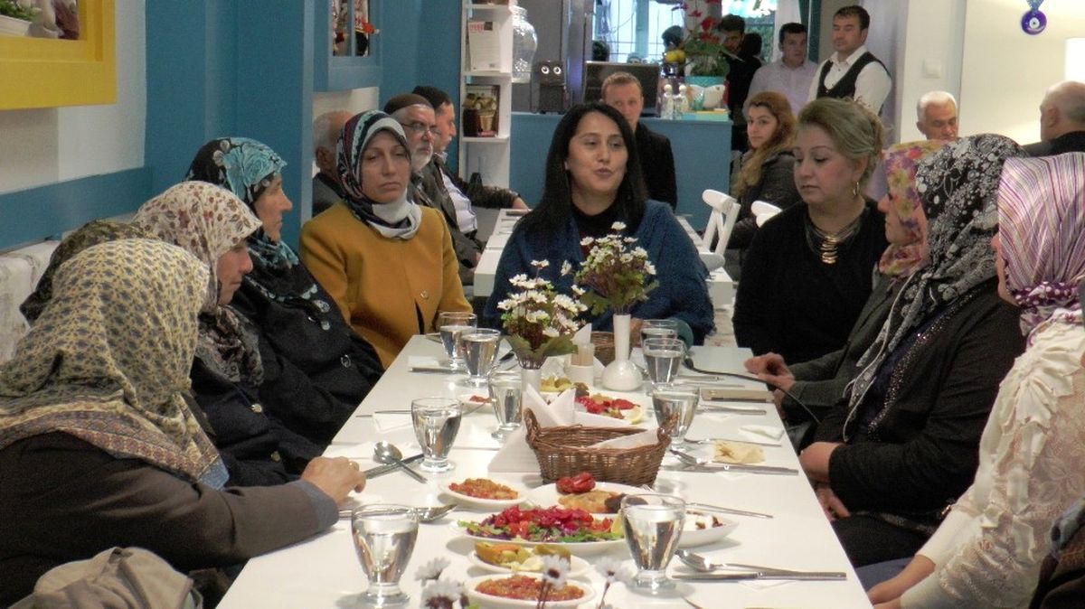 Egeliler Derneği Şehit Anneleri ve Eşlerini Unutmadı