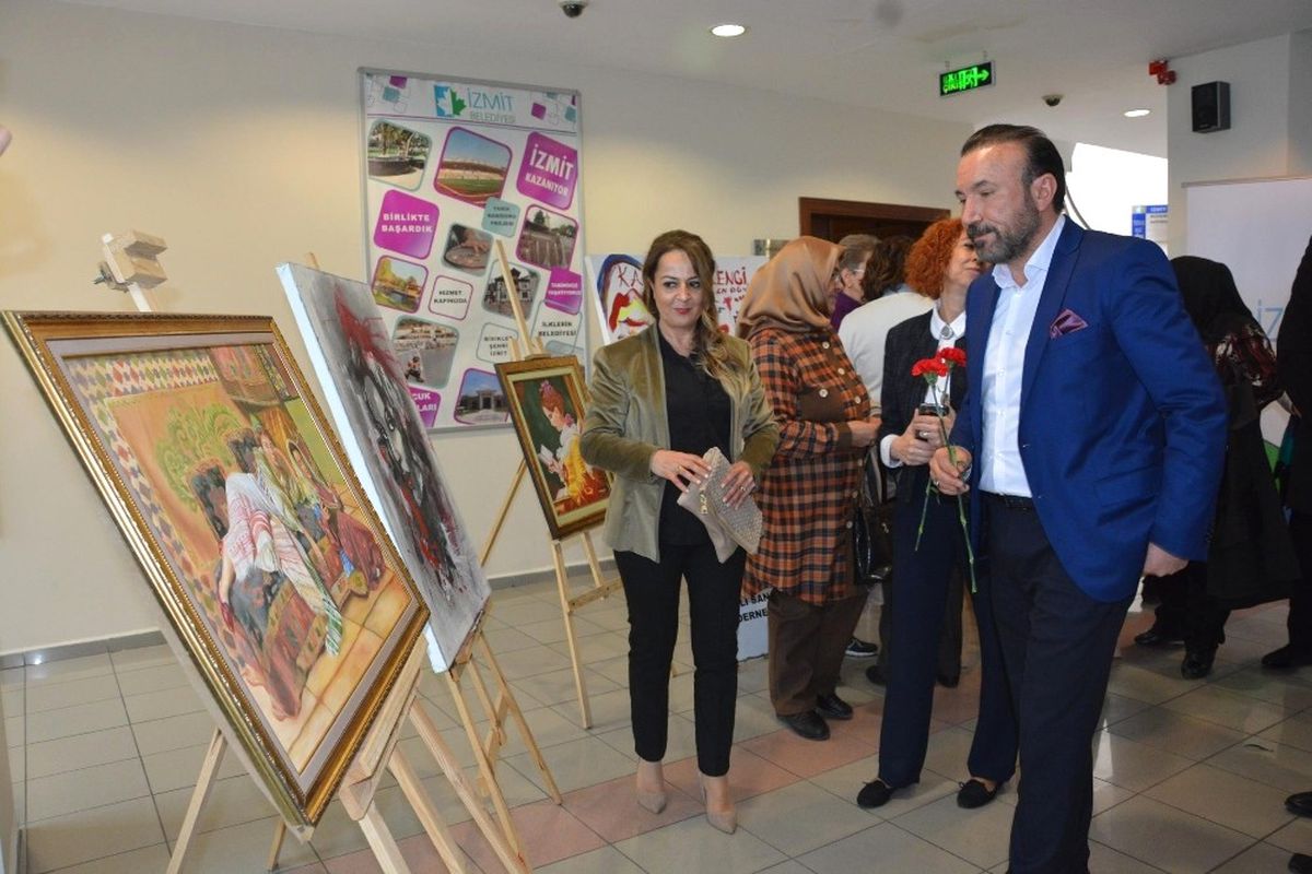 Estetik İzmit\'te Tartışıldı