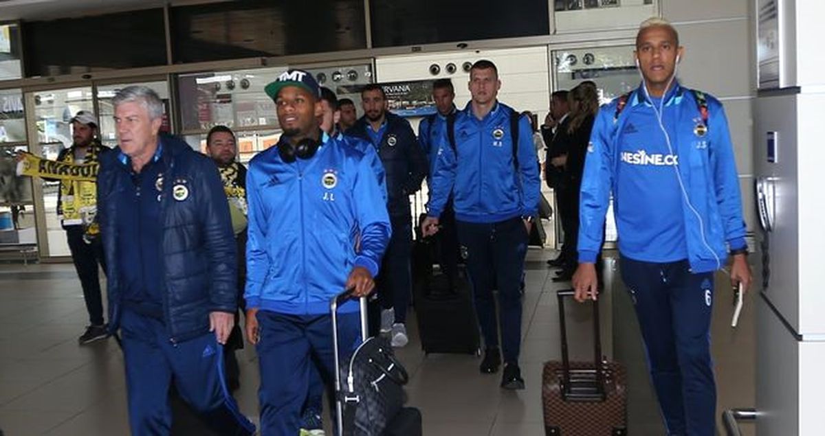 Fenerbahçe Antalya\'ya Geldi