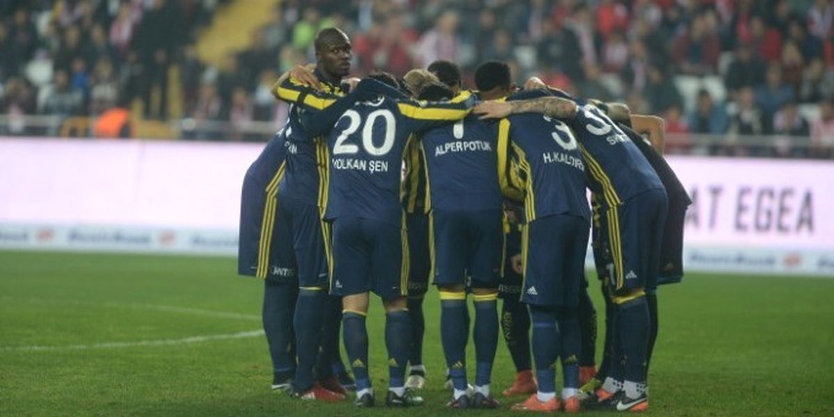 Fenerbahçe\'nin Deplasmanda Galibiyeti Yok!