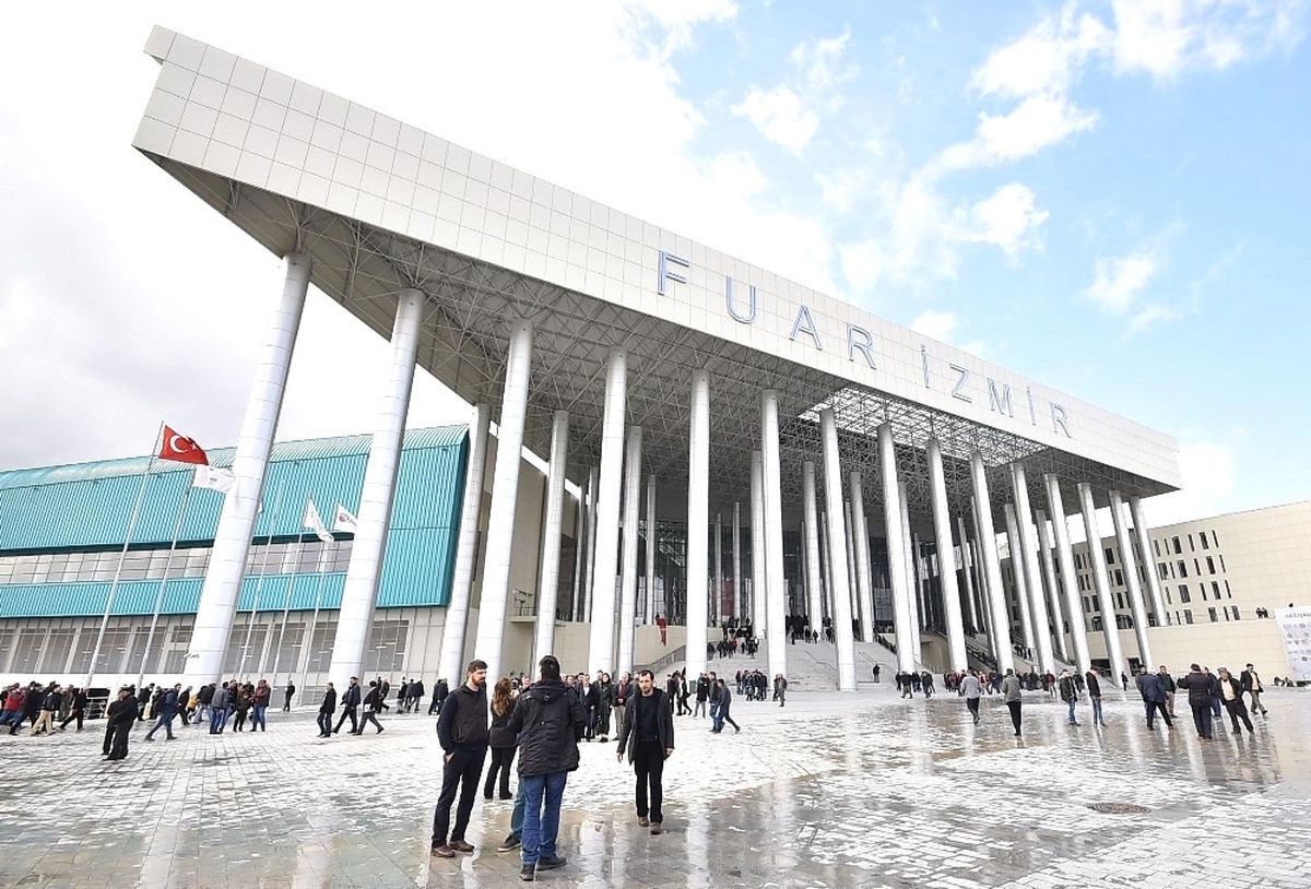 Fuar İzmir\'e Mermer Fuarı Öncesi Geçici Servis Yolu