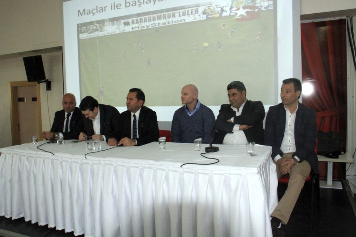 Futbolun Mutfağındakiler" Sultanbeyli\'de Buluştu