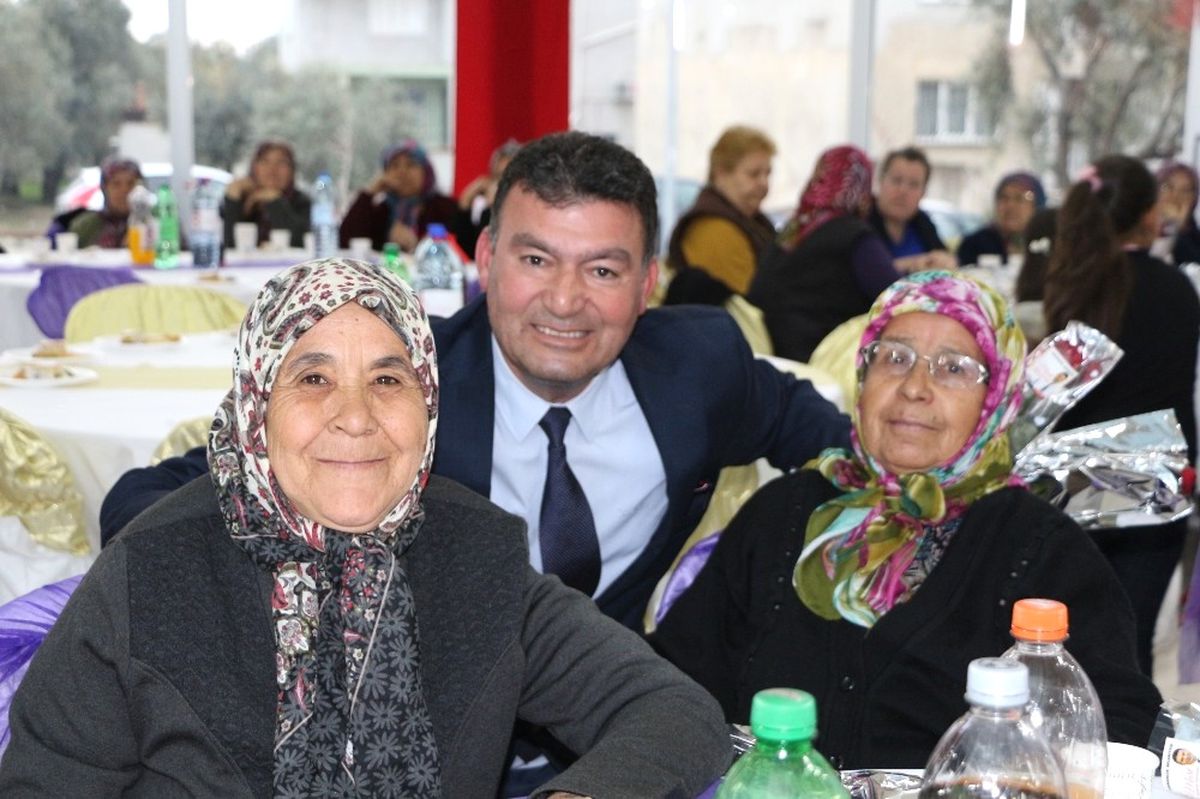 Germencik Belediyesinden 8 Mart\'ta Kadınlara Eğlence Sürprizi