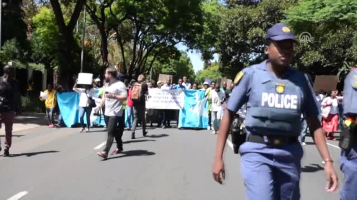 Güney Afrika\'da Yabancılara Yönelik Saldırılar Protesto Edildi