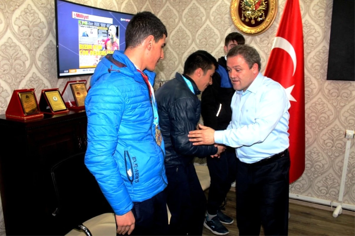 K1 Ligi Türkiye Şampiyonu Ağrı Oldu