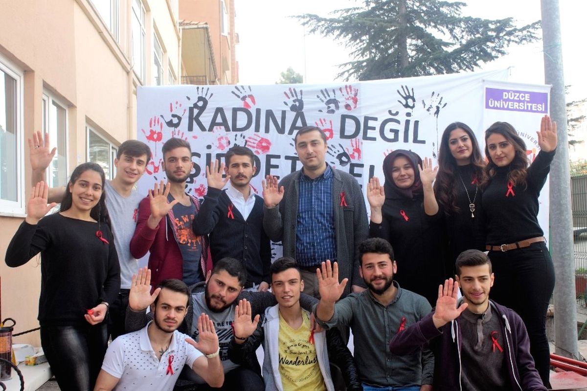 Kadına Değil, Şiddete El Kaldır
