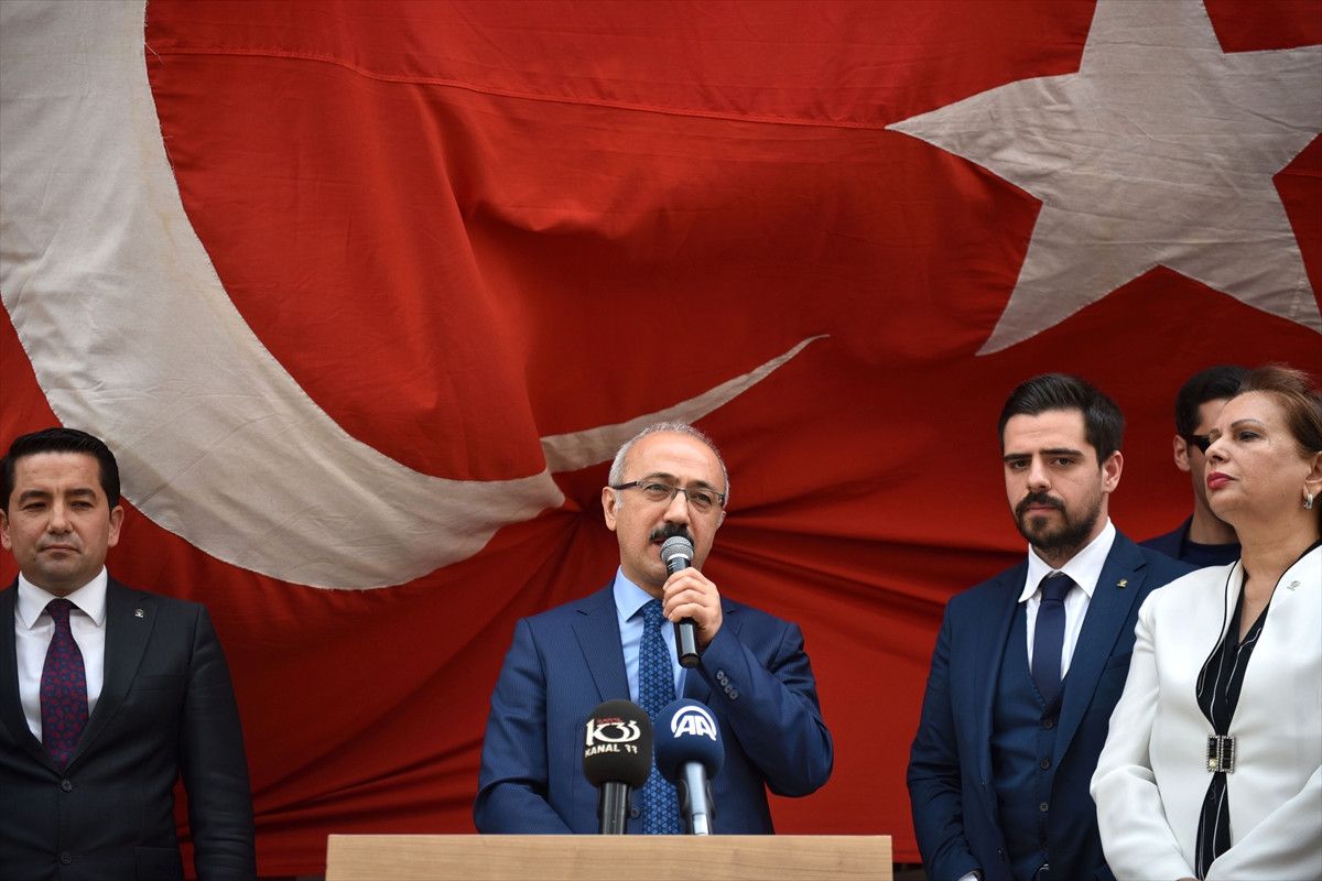 Kalkınma Bakanı Elvan, Mersin\'de Açıklaması
