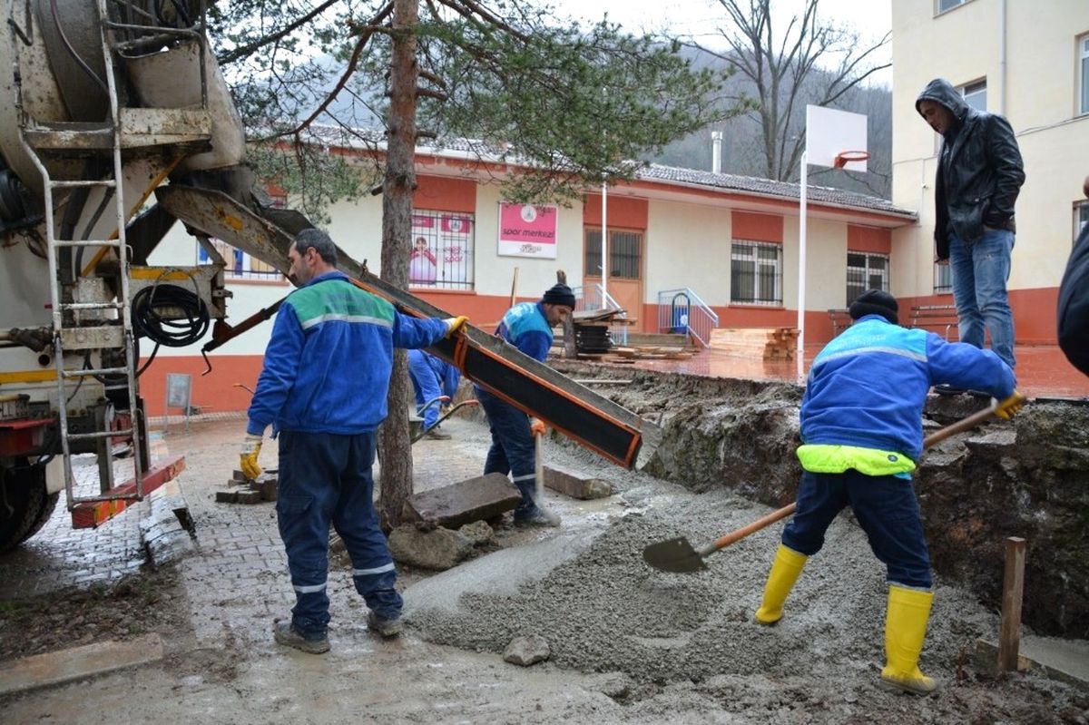 Kartepe\'de Beton Parke İhalesi Açıldı