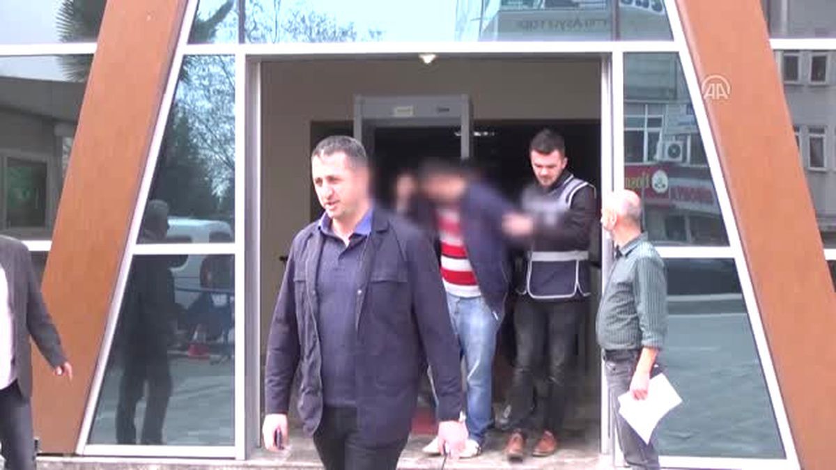 Kocaeli\'deki Kar Maskeli Gasp İddiası