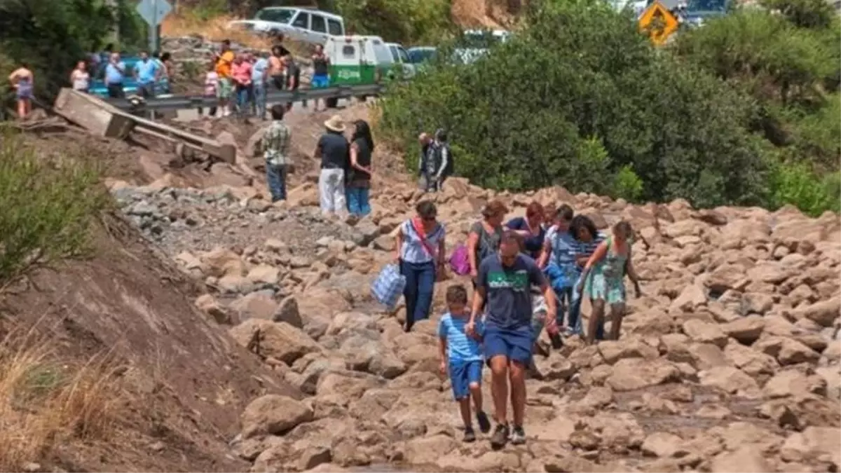 Madagaskar\'da Siklon Fırtınası 5 Kişinin Ölümüne Sebep Oldu