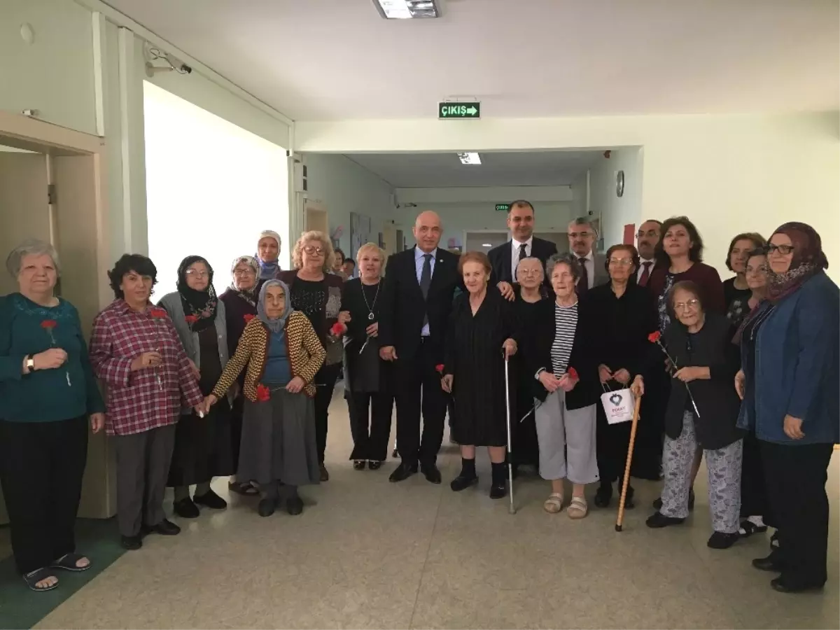Milletvekili Ilıcalı\' Dan Huzur Evi Yaşlı Bakım ve Rehabilitasyon Merkezi\'ne Ziyaret