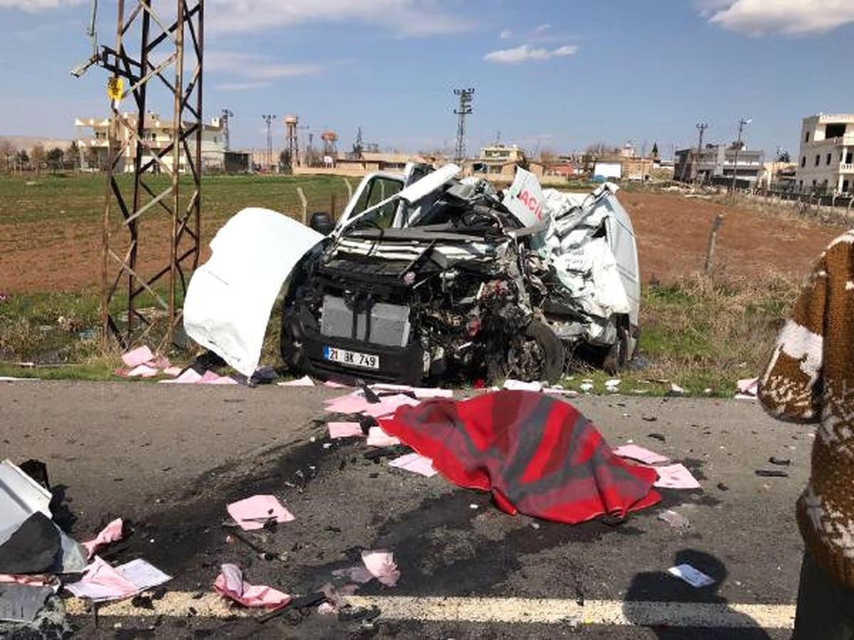 Nusaybin\'de Trafik Kazası: 1 Ölü, 10 Yaralı
