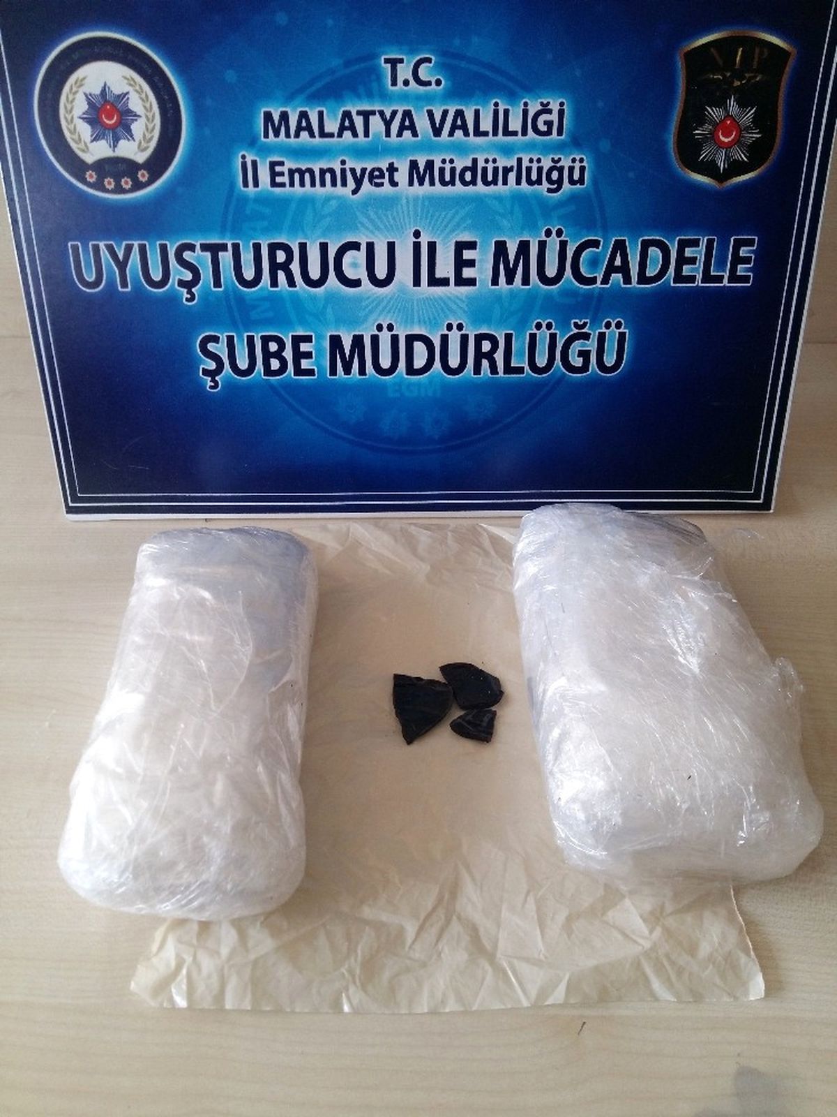 Polis 494 Gram Uyuşturucu Madde Ele Geçirdi