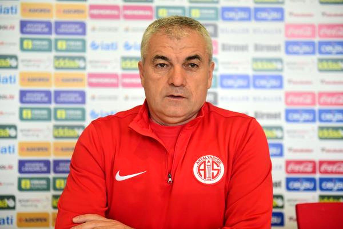 Rıza Çalımbay\'ın \'Defans\' Sıkıntısı