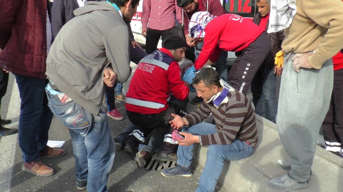 Şanlıurfa\'da Trafik Kazası: 5 Yaralı
