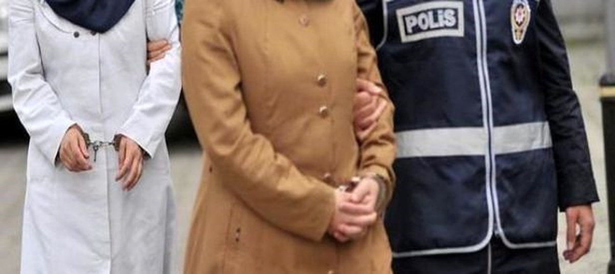 Tekirdağ\'da 22 \'Fetö Ablası\' Gözaltına Alındı