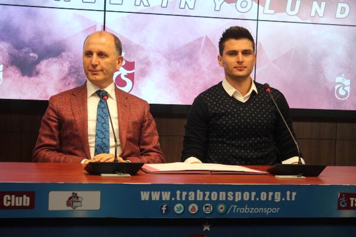 Trabzonspor Okay Yokuşlu\'nun Sözleşmesini Uzatttı