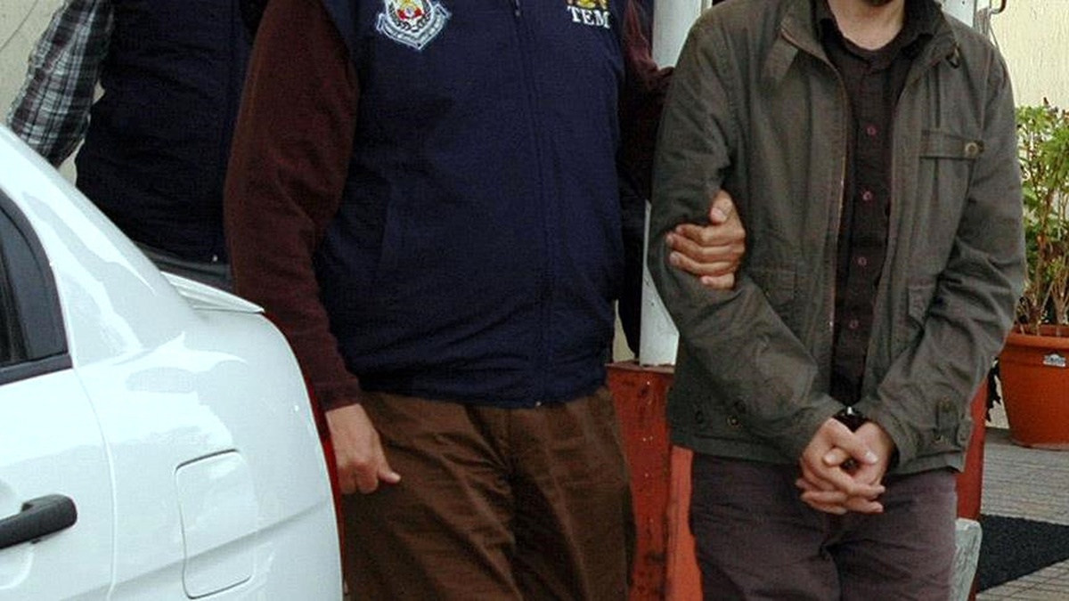 Yağma" Şüphelisi, Gazetecilere Habere Atacakları Başlığı Sordu