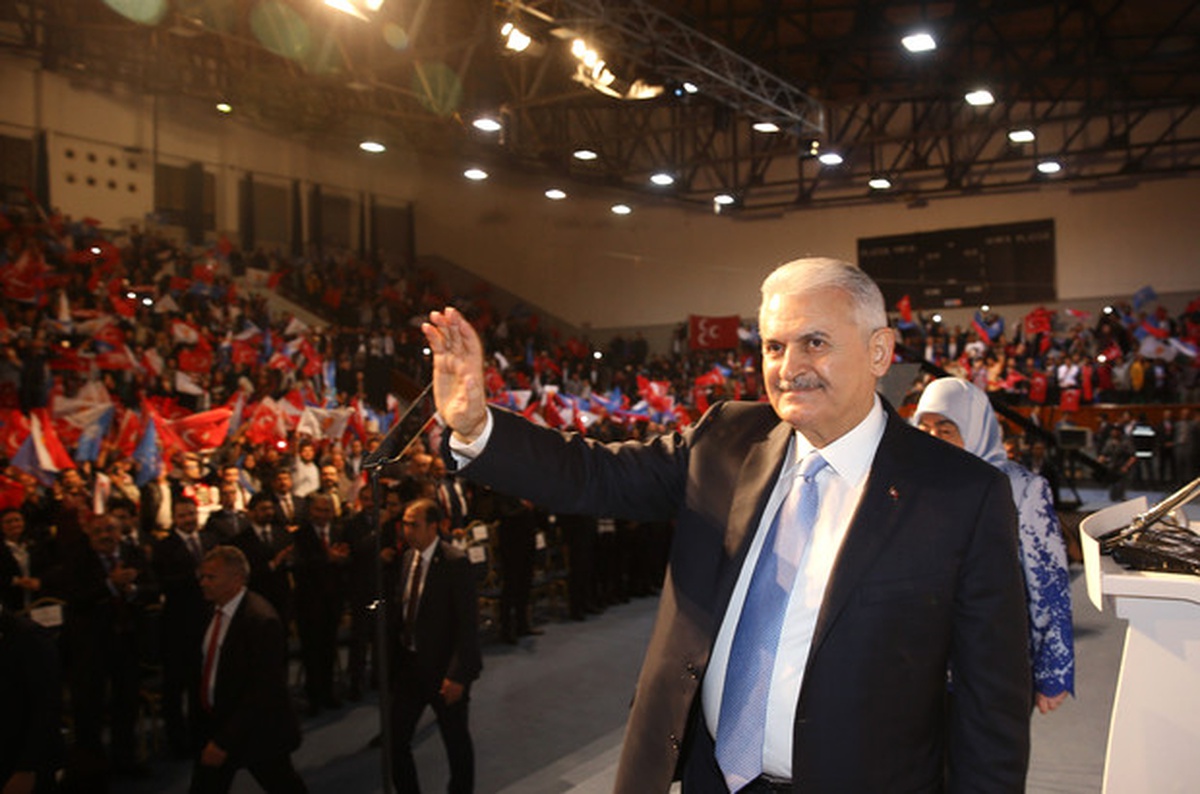 Yıldırım, KKTC\'de Vatandaşlara Hitap Etti