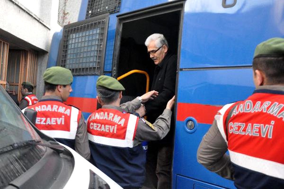 Zonguldak\'ta 17 Sanıklı Fetö Davası Başladı