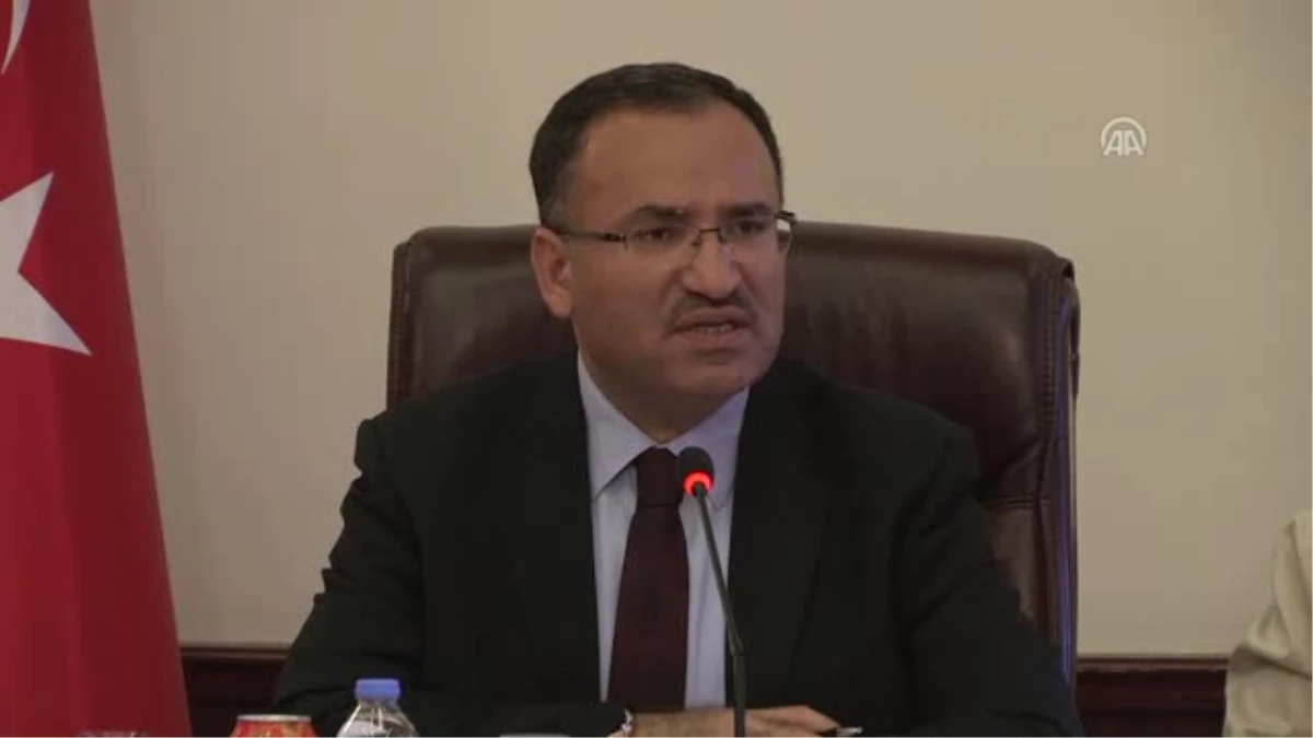 Adalet Bakanı Bozdağ, Yabancı Medya Temsilcilerini Kabul Etti