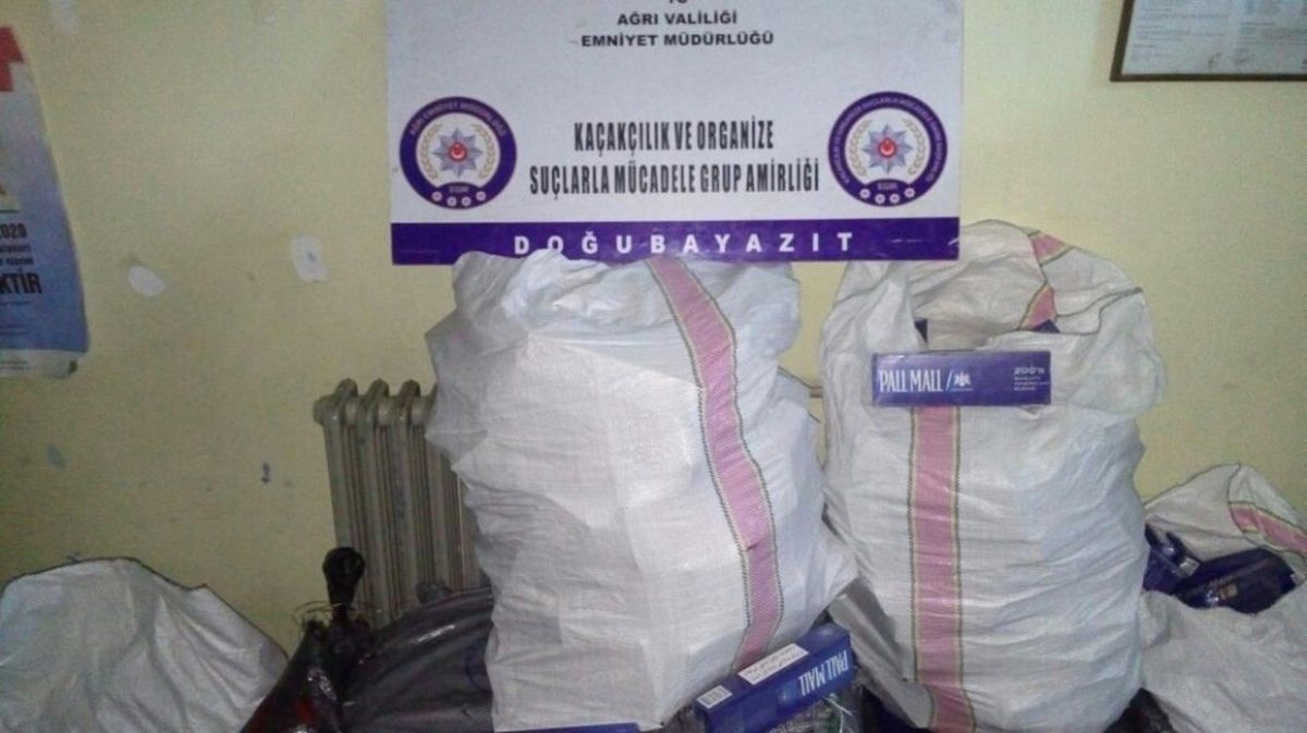Ağrı\'da 107 Bin 920 Paket Kaçak Sigara Ele Geçirildi