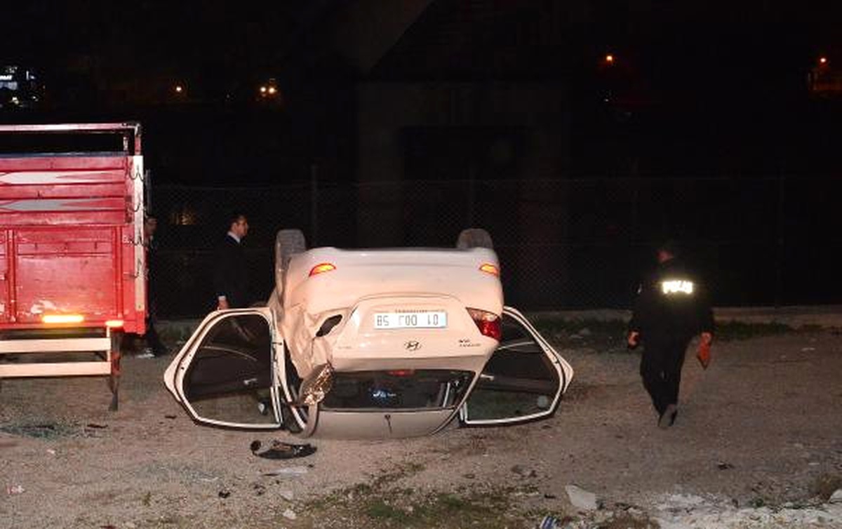 Alkollü Sürücü Polisten Kaçarken Takla Attı