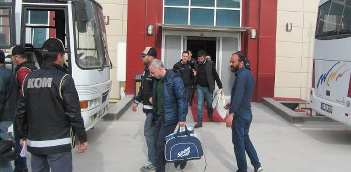 Avukat, İcra Müdürü, Emekli Polis, İhaleye Fesat Karıştırmaktan Adliyede