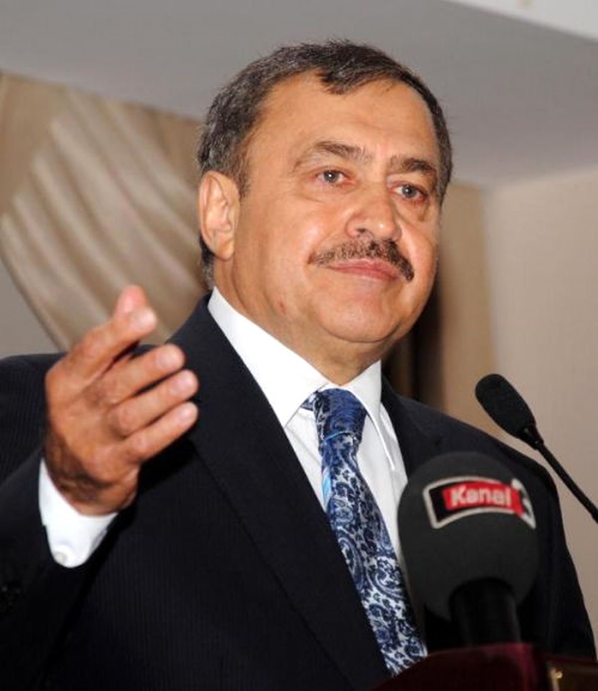 Bakan Eroğlu: "Anayasa Değişikliği Türkiye Için Elzemdir, Şarttır"