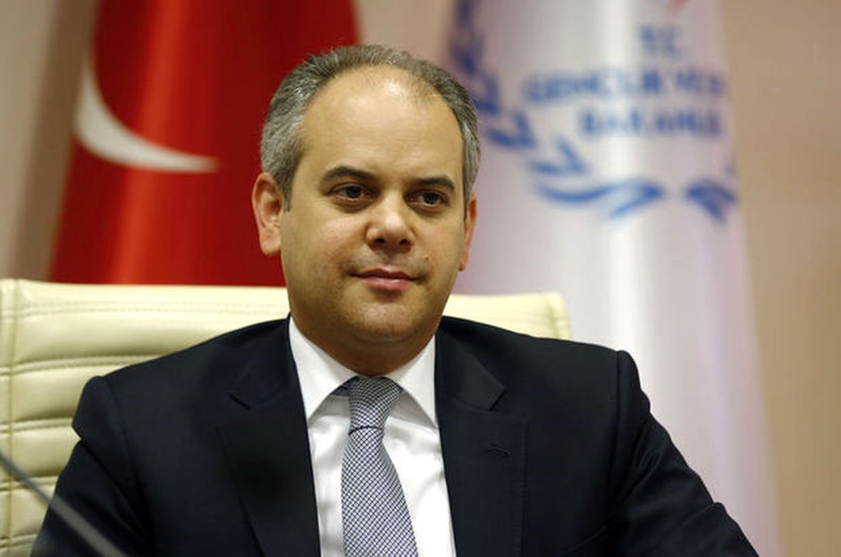 Bakan Kılıç, Milli Atıcı İsmail Keleş\'i Kutladı
