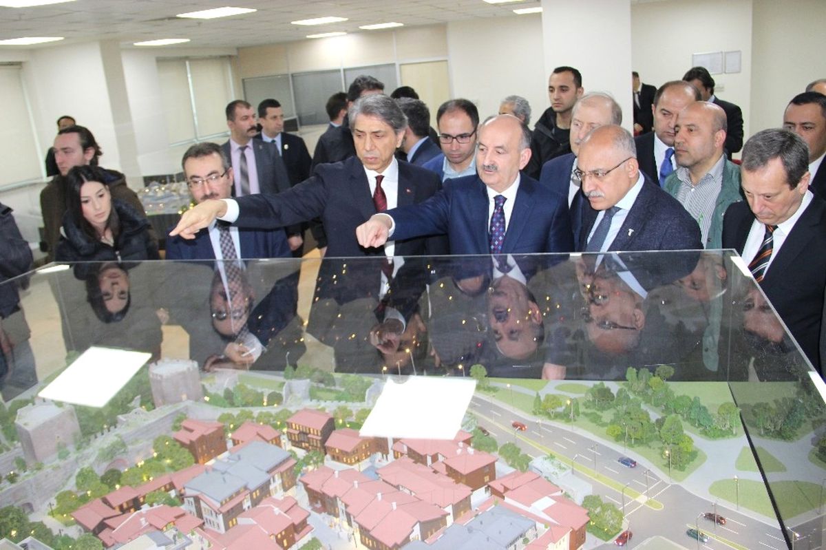 Bakan Müezzinoğlu \'Kıdem Tazminatı\' Tartışmalarına Açıklık Getirdi