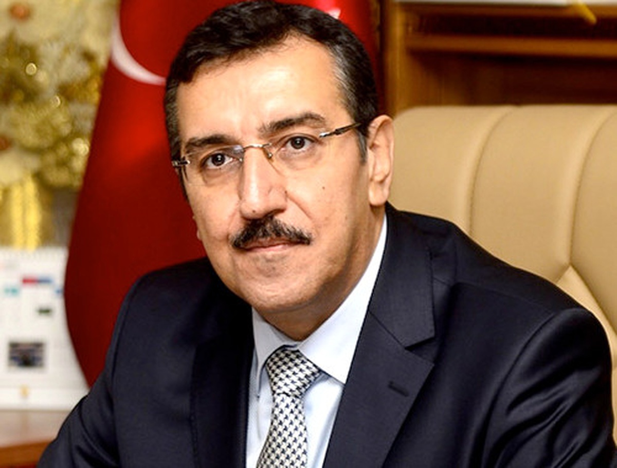 Bakan Tüfenkci İnternet Siparişi Sonrası Mağdur Olan Engelli Bebeğe Duyarsız Kalmadı