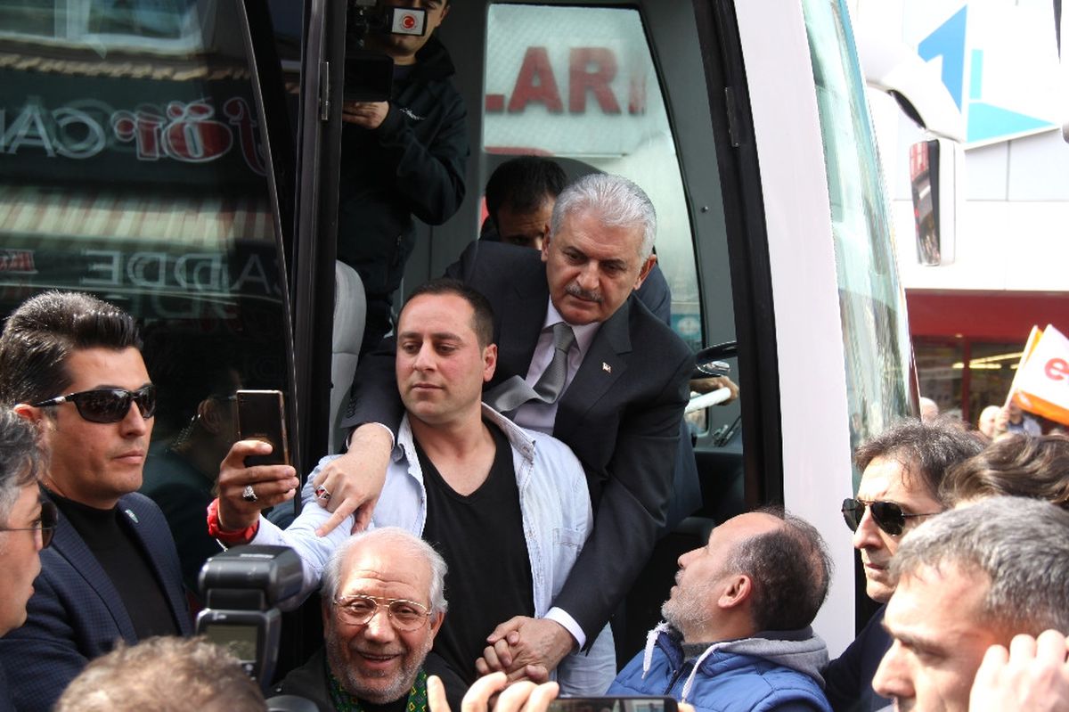 Başbakan\'da \'Özçekim\' Yarışı