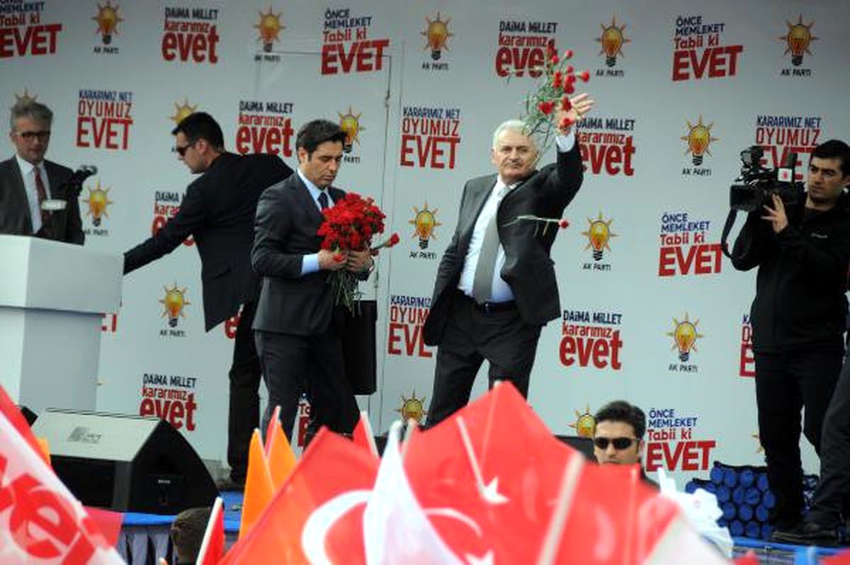 Başbakan Yıldırım: Kılıçdaroğlu Gitsin \'Evet\' Versin