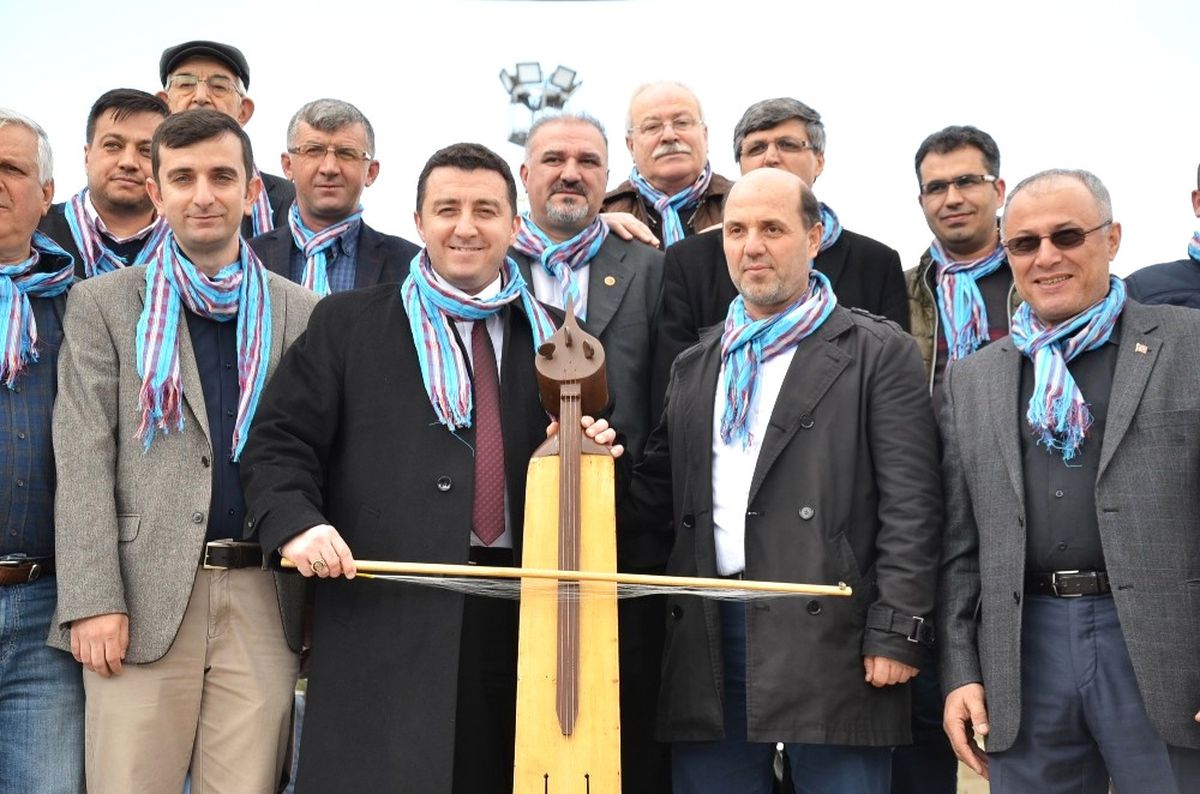 Başkan Bakıcı 1. Hamsi ve Yöresel Lezzetler Festival Alanını Gezdi