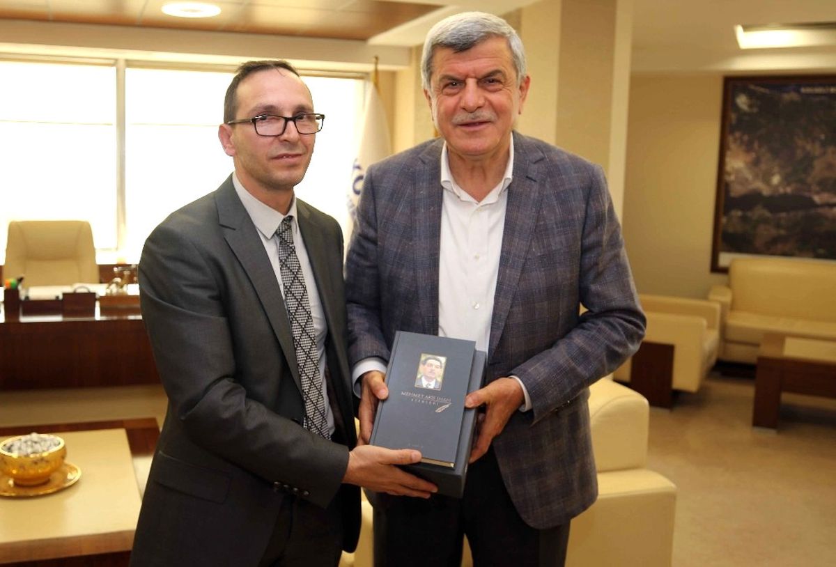 Başkan Karaosmanoğlu, Eğitim Bir-Sen Kocaeli 2 No\'lu Şube Yönetimini Ağırladı