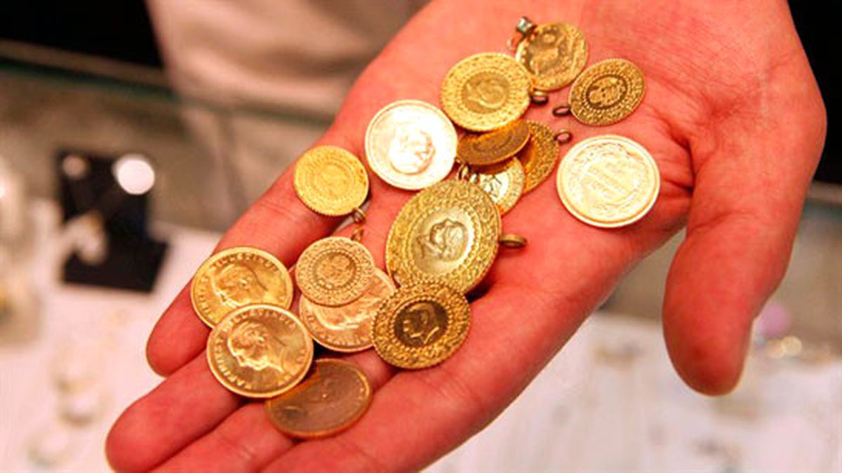 Bebeğe Takılan Altınların da Alındığı Dolandırıcılık