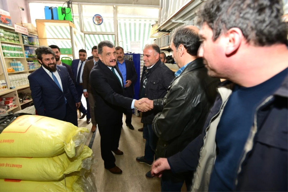 Belediye Başkanı Gürkan, Battalgazi Esnaf Odasını Ziyaret Etti