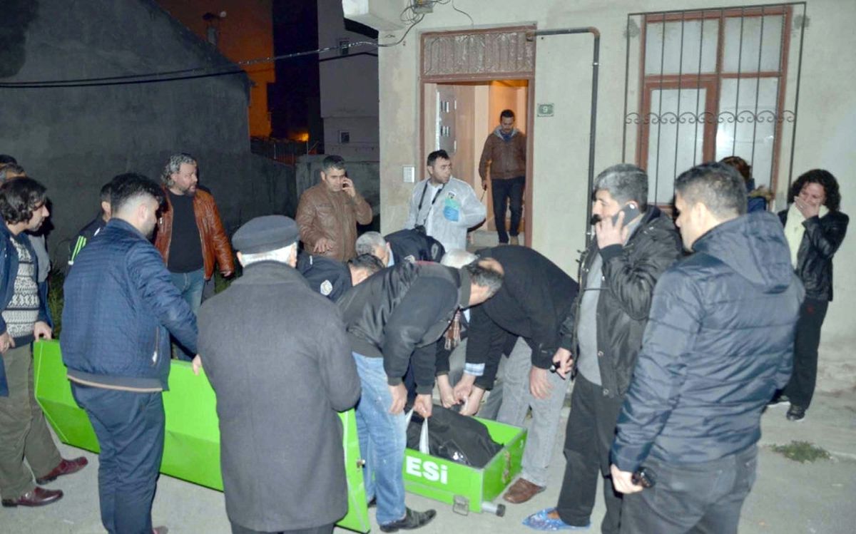 Bir Kadın Cinayeti Daha: Oğlu Aranıyor !