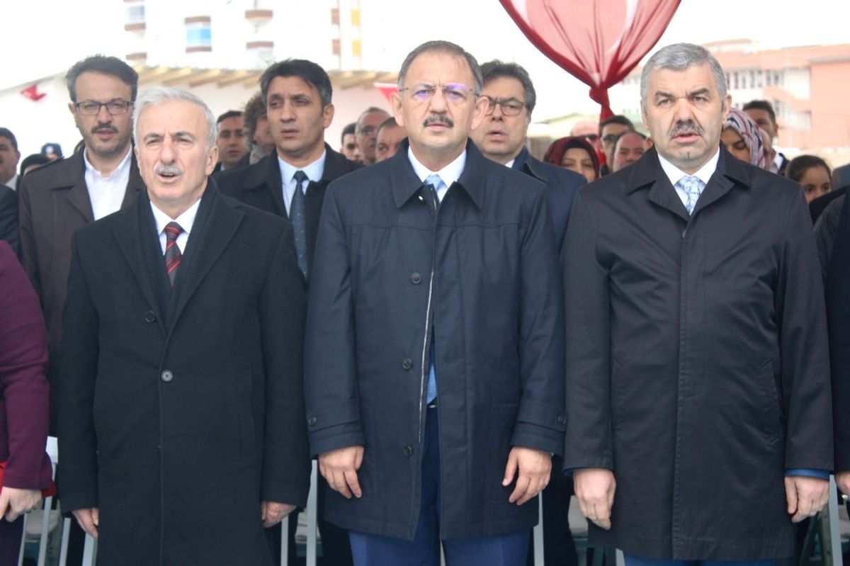 Çevre Şehircilik Bakanı Mehmet Özhaseki: "Pkk\'nın Azgınlığına Son Vermek İçin Müthiş Bir Mücadele...