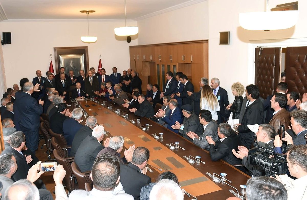 CHP Genel Başkanı Kemal Kılıçdaroğlu Muhtarlarla Buluştu