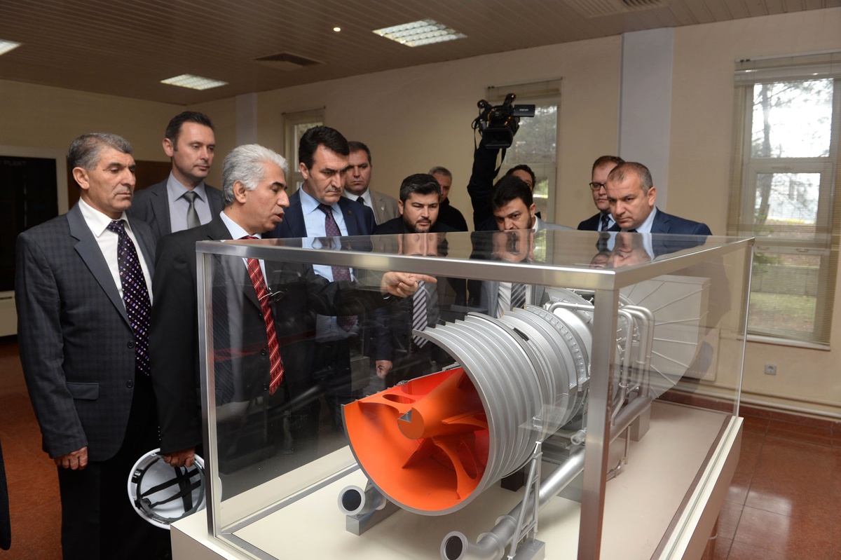 Dündar, Doğalgaz Çevrim Santralini Ziyaret Etti