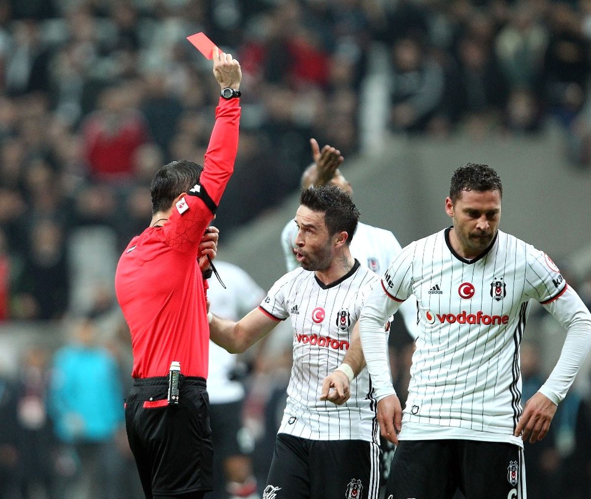 En Çok Kızaran Medipol Başakşehir
