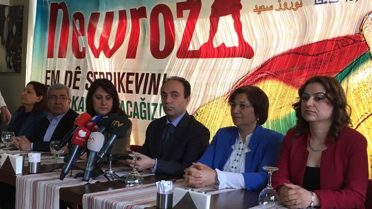 Hdp, Nevruz\'u 33 Farklı Yerde Kutlayacağını Açıkladı